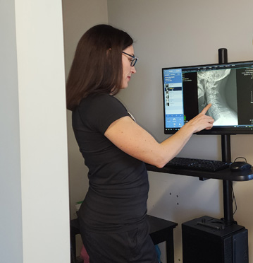 Cafe of Life Chiropractic uses X-ray machines for best treatment recommendations